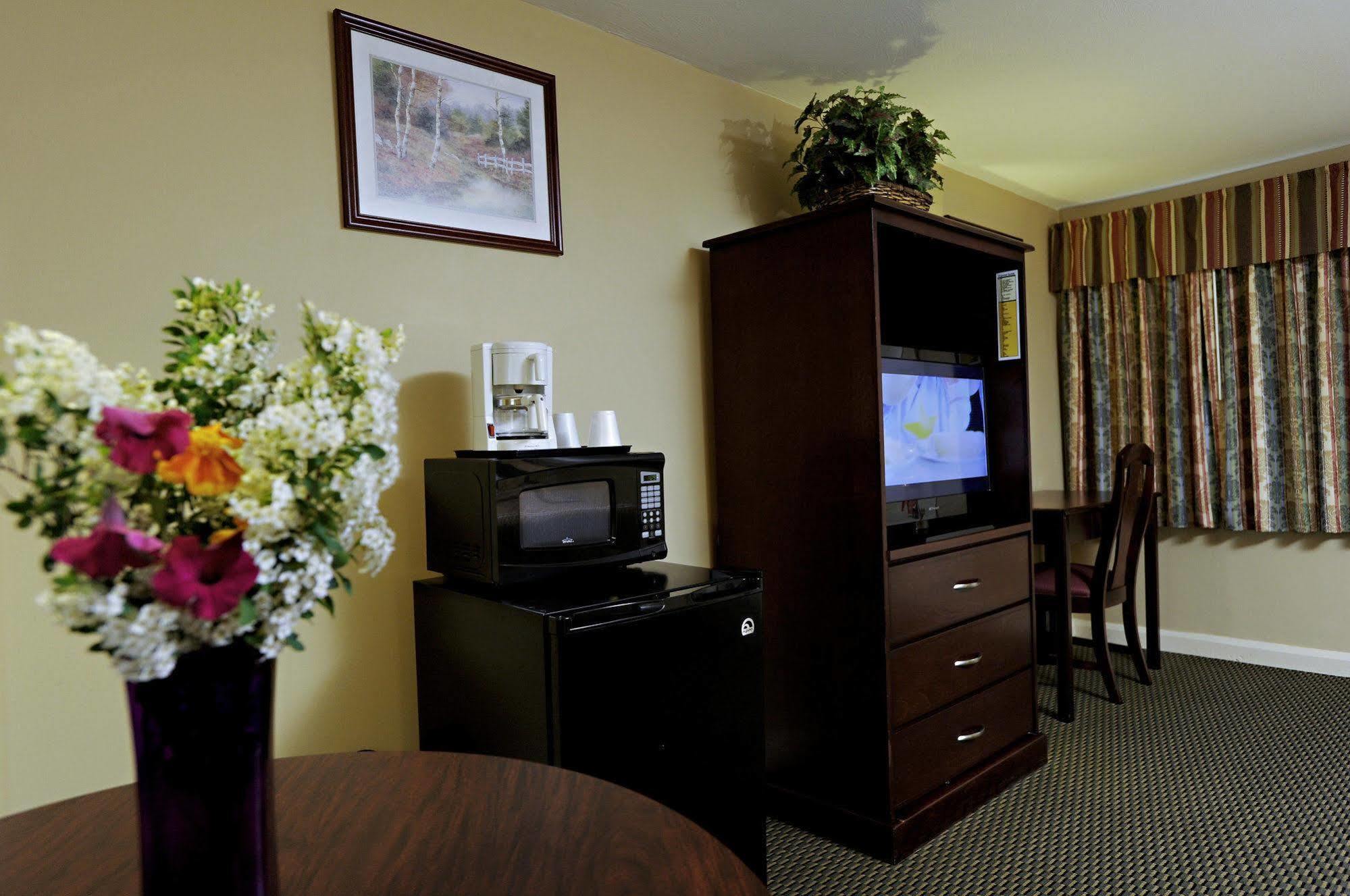 Mt. Madison Inn & Suites Gorham Dış mekan fotoğraf