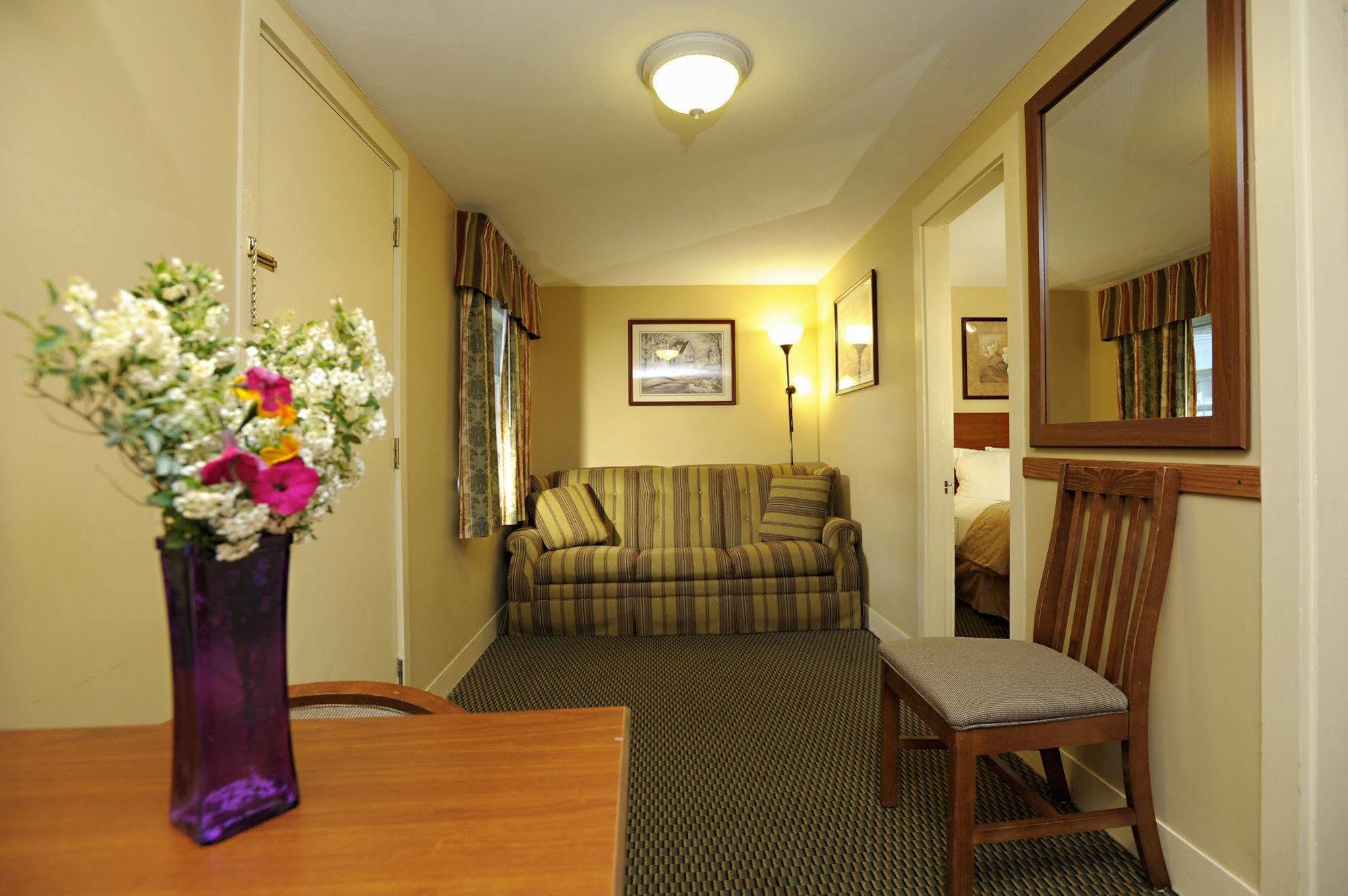 Mt. Madison Inn & Suites Gorham Dış mekan fotoğraf